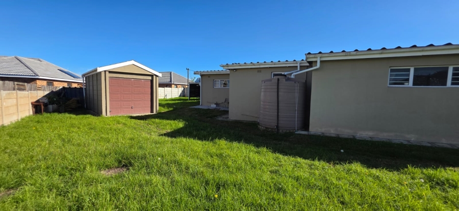 3 Bedroom Property for Sale in Sandbaai Western Cape